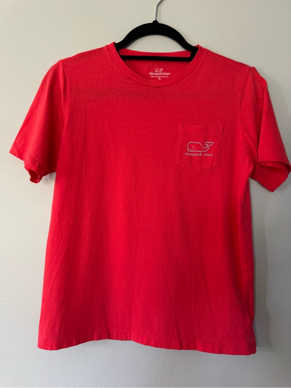 Vineyard Vines Boys Distressed Whale Pocket T Sz M